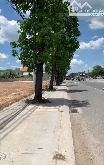 Đất nền mặt tiền tại vị trí đẹp bàu bàng bình dương 3ty9 - 1