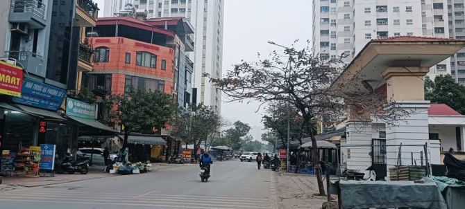 BÁN NHÀ PHÂN LÔ HÀNG BÈ KIẾN HƯNG HÀ ĐÔNG 50M2 4T -KINH DOANH ĐỈNH - 1