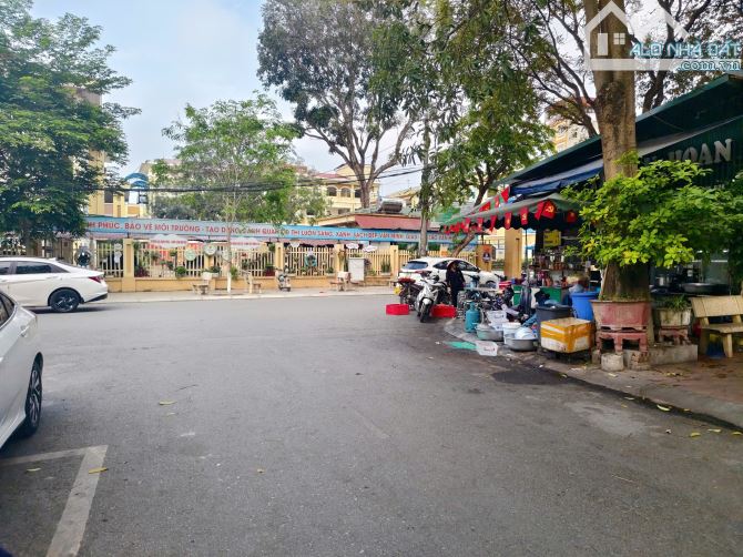 :!:!:!:!Bán nhà 3 Tầng làn 2 phố Nguyễn Gia Thiều , Nhìn Vườn Hoa Nguyễn Bỉnh  Quân - 1