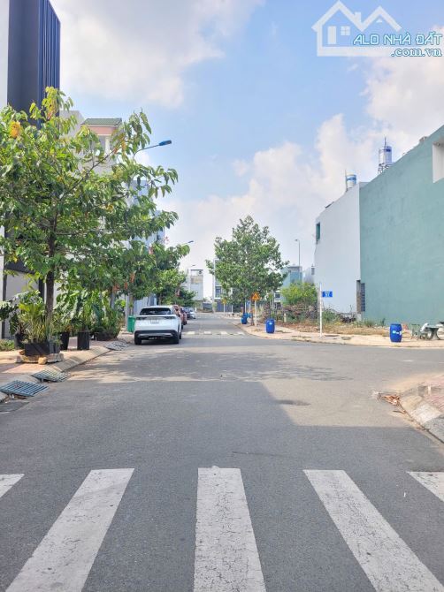 đất 60m2 3ty6 TL KDC sầm uất p.Bình An Tp.Dĩ An - 1
