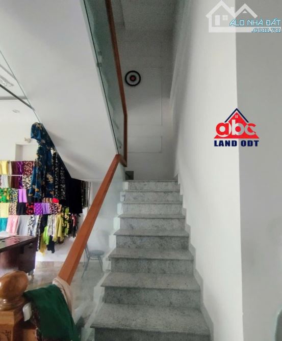 Cần Bán Nhà 1trệt 2 Lầu Kp5 Trảng Dài Tp Biên Hoà Đồng Nai . - 1