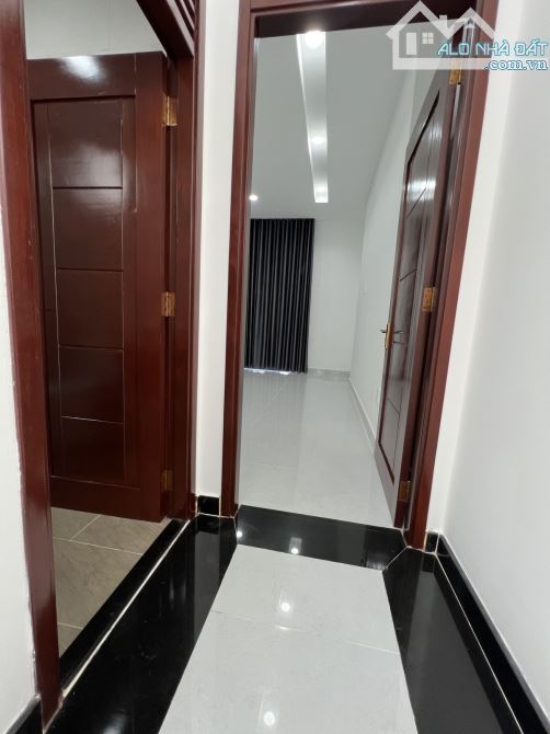 + 👉 SỐC SIÊU PHẨM GẤP GẤP BÁN NHÀ Đ SỐ 10 BHHB 4*16M 3L NHỈNH 6x,T - 1