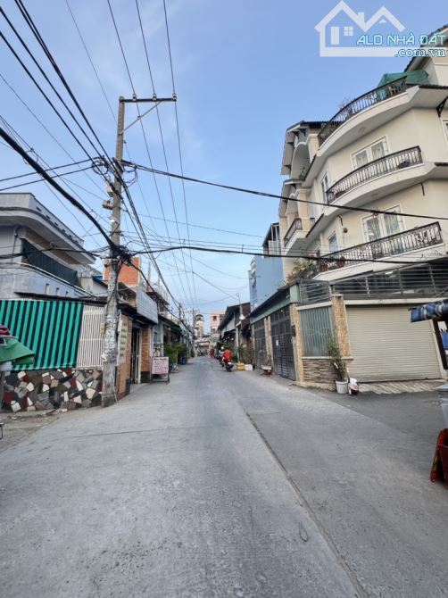 MẶT TIỀN KINH DOANH ĐA DẠNG - LÔ GÓC THOÁNG MÁT - NHÀ 2 TẦNG CẦN CHỦ MỚI - 1