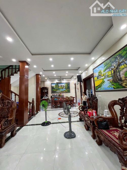 BÁN NHÀ LIỀN KỀ XUÂN PHƯƠNG SIÊU VIP - 2 THOÁNG - MẶT VƯỜN HOA,VỈA HÈ RỘNG - 160M2 - 34TỶ - 1