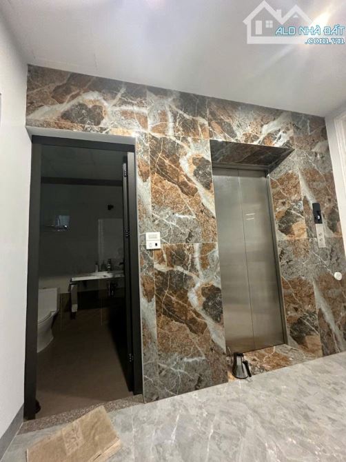Bán nhà phố Thái Hà - Vỉa hè rộng, 7 tầng thang máy, mặt tiền rộng KD sầm uất giá 48 tỷ. - 1