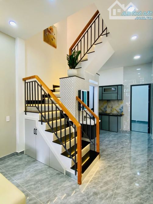 5.1 tỷ bán nhà mới tinh full nội thất đối diện kdc cityland - 1
