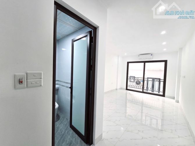 Bán nhà Trần Cung, dt38m, nhà mới, 7 tầng thang máy, gần ô tô, gần phố. 8,6 tỷ - 1