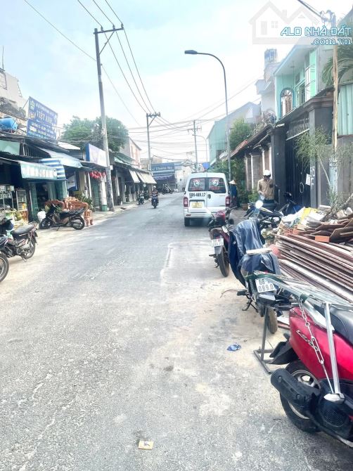 BÁN LÔ ĐẤT MẶT TIỀN NGUYỄN THỊ THƠI - QUẬN 12 - Tặng xưởng. ♦️140m2 ngang 5.5m full thổ cư - 1