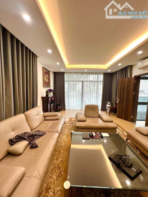 Hoàng Cầu – 100m² – 5 tầng – mặt tiền 12m – giá 59.5 tỷ – Đống Đa - 1
