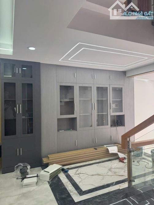 BÁN NHÀ MỚI - PHONG CÁCH TÂN CỔ ĐIỂN - NGAY NGÃ TƯ GÒ MÂY  GIÁ 6.1 TỶ TL - 12