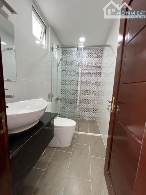 + 👉 SỐC SIÊU PHẨM GẤP GẤP BÁN NHÀ Đ SỐ 10 BHHB 4*16M 3L NHỈNH 6x,T - 12