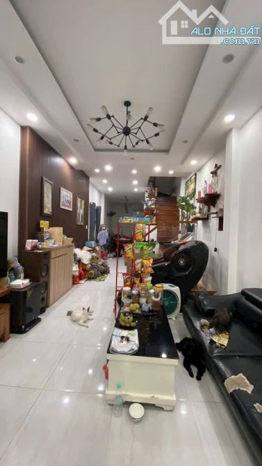 🔥🔥🏠 Cần Bán Gấp Căn Nhà Đẹp 80m2 - 3 Lầu  Đường Lê Văn Khương P.Hiệp Thành Q.12 - Giá: - 2
