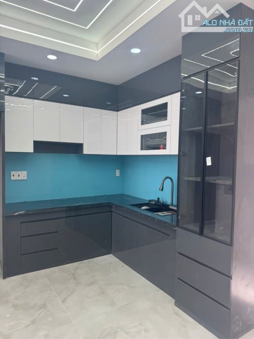 BÁN NHÀ MỚI - PHONG CÁCH TÂN CỔ ĐIỂN - NGAY NGÃ TƯ GÒ MÂY  GIÁ 6.1 TỶ TL - 2