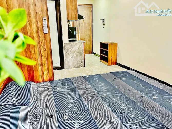 BÁN CHDV CAO CẤP TẠI CẦU GIẤY DT48M2*6TẦNG THANG MÁY MỚI 12P KK. 11 TỶ - 2