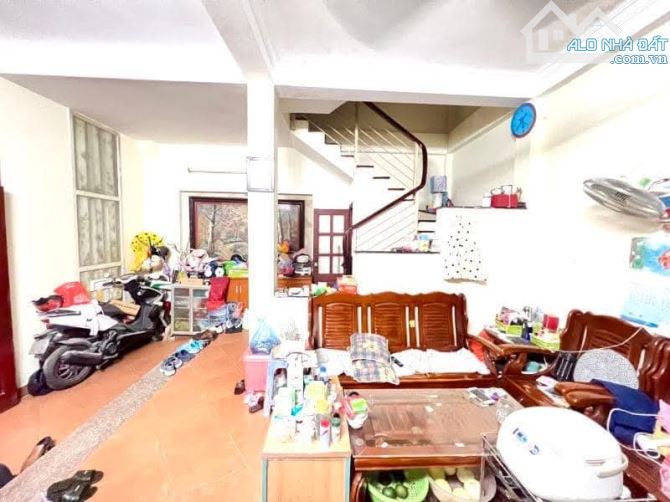 35m2 dân xây 5 tầng ngõ 61 phan kế bính thông 12 đào tấn 8.5 tỷ có thương lượng - 2
