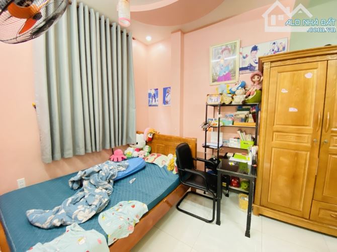 CHÍNH CHỦ - THỐNG NHẤT GÒ VẤP - HẺM 6m - 4.3 x 15, 3 TẦNG - 6xx TỶ - 2