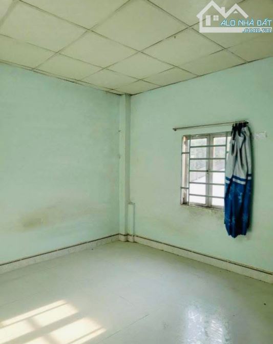 BÁN ĐẤT TẶNG NHÀ MẶT TIỀN TRƯỜNG CHINH — GIÁ TỐT - 2