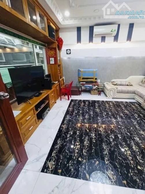 Bán nhà khu phân lô P15 Tân Bình, Phan Huy Ích, gần 100m, 4.5m nở hậu, 4 tầng, 7 tỷ xíu - 2