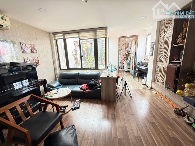 20P CHDV Bàu Bàng, Tân Bình, 4,7x28 130m2 6 tầng thang máy 22,5 tỷ - 2
