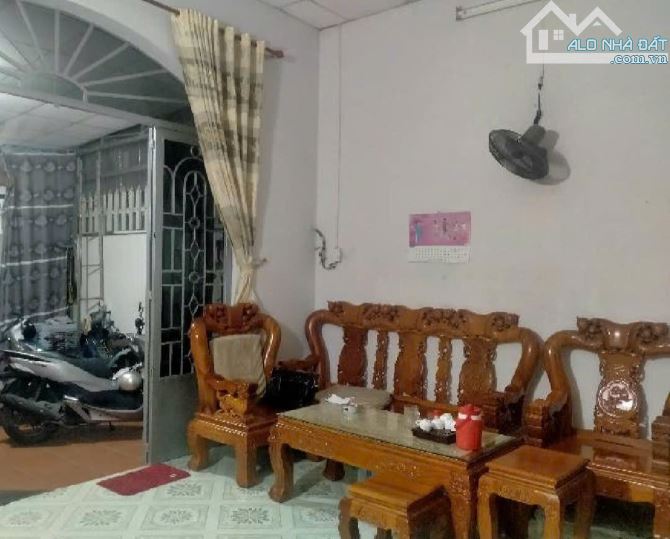 Chủ gửi: Bán nhà sát Chợ TRẦN THỊ CỜ, Q12. DT 104m2. 5x22.4m, giá 4ty150 - 2