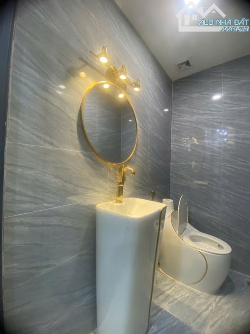 Bán nhà Phân lô Trường Chinh, 50m2, 5 Tầng, Tặng Full nội thất giá 13.65 Tỷ (CTL) - 2
