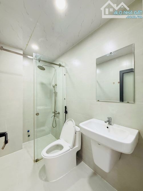 40m2 - 3 tầng BTCT - Lô Góc - Xe Hơi Ngủ Trong Nhà - không lộ giới- Nguyễn Thượng Hiền - B - 2