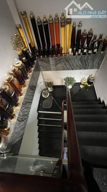 HẺM Ô TÔ TRÁNH THÔNG – 158M² – NGANG 5M – ĐƯỢC PHÉP XÂY 8 TẦNG  – GIÁ 20 TỶ - 2