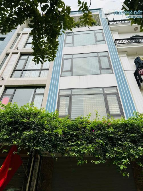 Người nhà tôi cần bán Gấp nhà MẶT PHỐ KIM ĐỒNG nguyên bản. KINH DOANH 55m 5T - Chỉ 17.5 Tỷ - 2