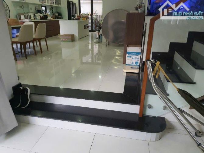 Ngộp Bank Bán Gấp Biệt Thự Đặng Văn Bi 282m2 (12 x 23.5) 3 Tầng 29,5Tỷ TL - 2