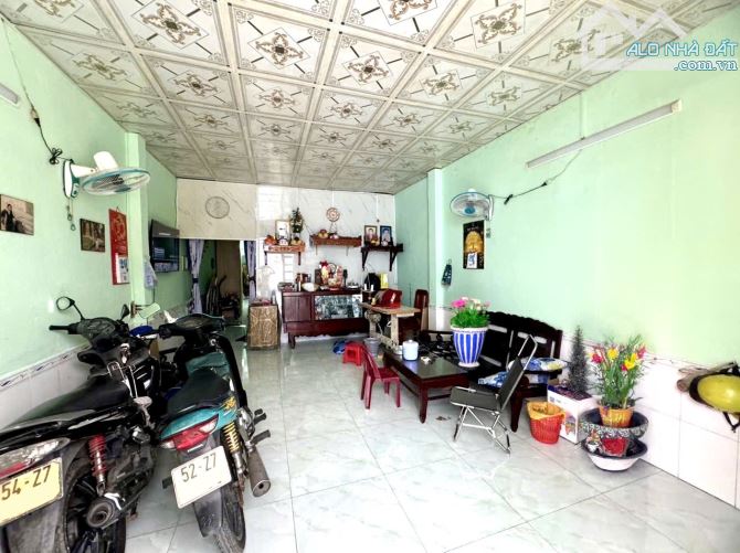 CHỈ 4,8 TỶ NHÀ 4,0x30m, HẺM Ô TÔ 6m Đ. HUỲNH TẤN PHÁT Q7 (80 triệu/m2) - 2