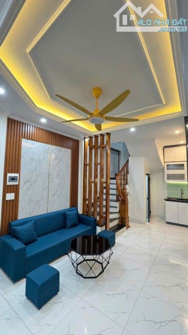 TÔI CẦN BÁN CĂN NHÀ 5T TRUNG TÂM QUẬN ĐÔNG ĐA -PHẠM NGỌC THẠCH - 2