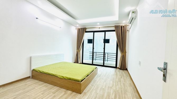 Chủ gửi Bán GẤP! Nhà 4 tầng Phúc Lợi, full nội thất, gần ô tô, 35m, MT 3.8m, giá 5.x tỷ - 2