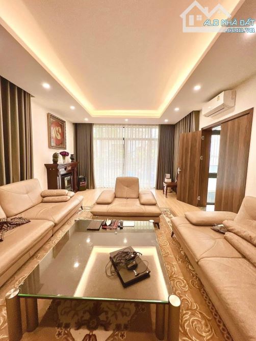 Hoàng Cầu – 100m² – 5 tầng – mặt tiền 12m – giá 59.5 tỷ – Đống Đa - 2