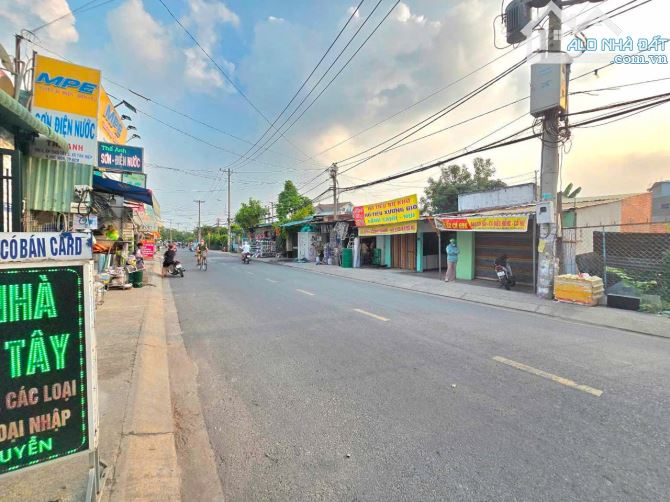 Bán Đất mặt tiền - TT Tân Hiệp - Chợ HocMon - 150m2(5x30) - 2