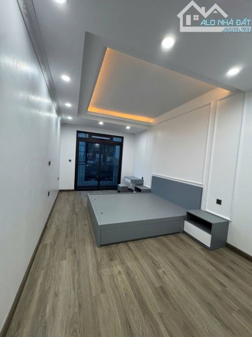 Nhà Đẹp Bát Khối 34m2- Ô TÔ Đỗ Cửa Sắp Có Cầu Trần Hưng Đạo Qua, Tương Lai Phát Triển Mạnh - 3