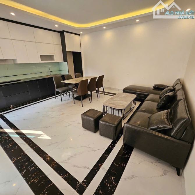THANG MÁY - Ô TÔ ĐỖ CỔNG - NHÀ ĐẸP FULL NỘI THẤT - TƯƠNG LAI RẠNG NGỜI 💵 HƠN 7 T.Ỷ - 3