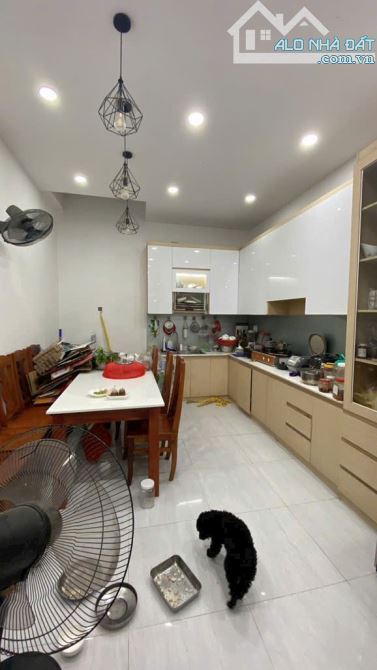 🔥🔥🏠 Cần Bán Gấp Căn Nhà Đẹp 80m2 - 3 Lầu  Đường Lê Văn Khương P.Hiệp Thành Q.12 - Giá: - 3