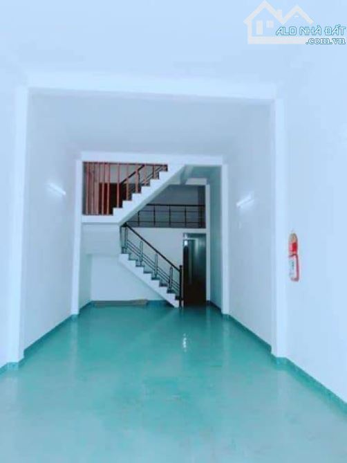 🔥🔥🔥 GIẢM CỰC SÂU _ BÁN NHANH NHÀ 2 TẦNG _ 2 MT ĐƯỜNG 33 M_ NGUYỄN LƯƠNG BẰNG - 3