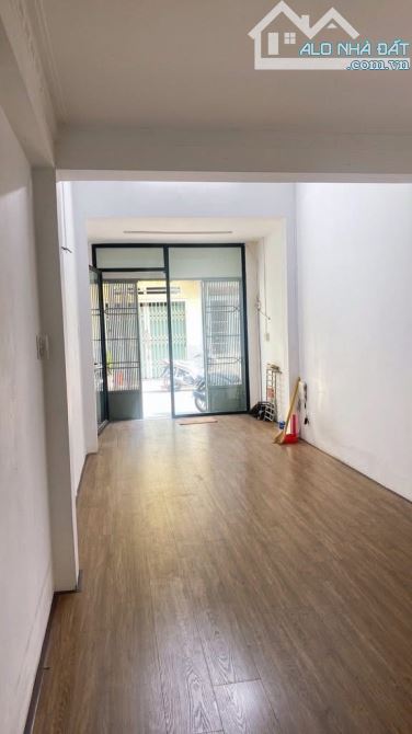 HXT SÁT ĐẶNG VĂN NGỮ KHU SẦM UẤT 4 TẦNG BTCT 9.7TỶ 49M2 - 3