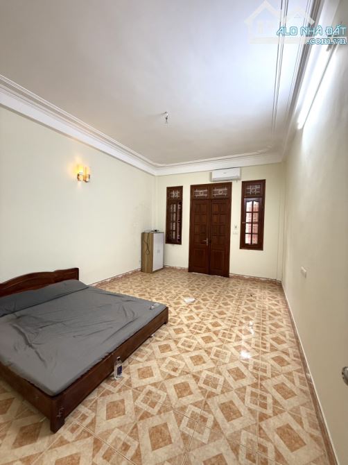 Nguyễn Quý Đức – Nhà Đẹp Gần Phố – Kinh Doanh – Ô Tô Tránh – 23 Tỷ 4 - 3