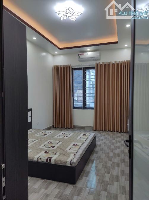 Bán căn nhà 3 tầng sạch đẹp ngõ 173 Hàng Kênh - 3