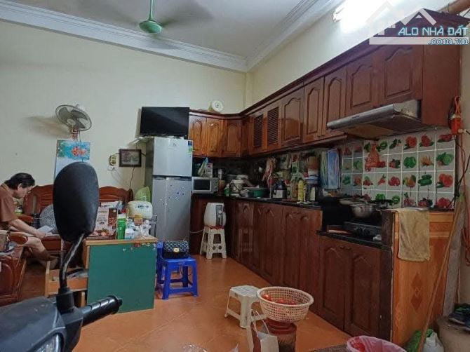 35m2 dân xây 5 tầng ngõ 61 phan kế bính thông 12 đào tấn 8.5 tỷ có thương lượng - 3