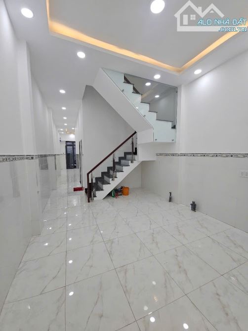 Bán Gấp Giá Rẻ Nhà đường tỉnh lộ 10 P BTDB Bình Tân DT khủng 4mx18m 2 tầng chỉ 4.95 Tỷ - 3