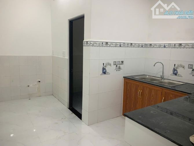 🔵 Cho thuê NNC Âu Dương Lân, Q8. (3.3x17m) 2lầu, 3PN mới đẹp, 11tr5 - 3