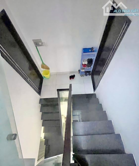 Bán nhà 4 tầng gần Hà Đô Centrosa Quận 10 – 4x13m vuông vức – Hẻm xe hơi – 5PN – Sổ - 3
