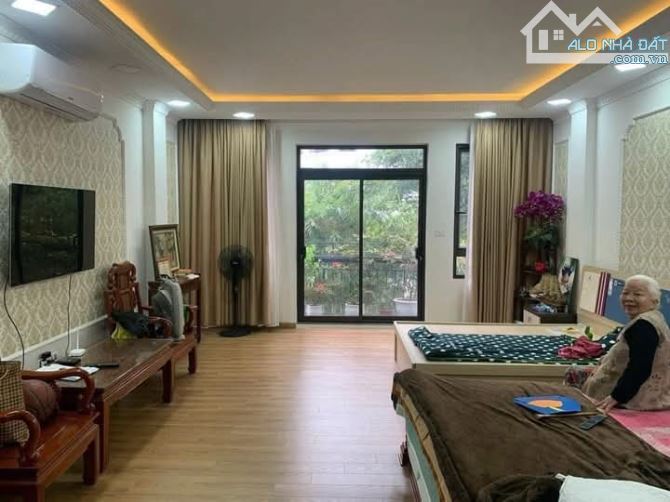 Lạc Long Quân, DT 54M2x7T, MT 5M, giá 21.5 tỷ  PHÂN LÔ Ô TÔ TRÁNH - KINH DOANH VĂN PHÒNG - 3