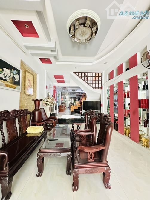 Mặt tiền Nguyễn Văn Công P3 GV, 110m2 ngang 5,2m , 4 tầng BTCT - 3