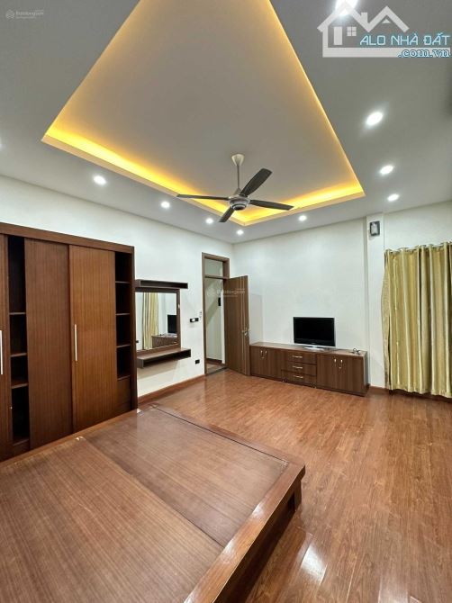 BIỆT THỰ SÂN VƯỜN KHU VIP PHỐ MỄ TRÌ- Sát LÔ GÓC- Ô TÔ TRÁNH, VỈA HÈ RỘNG- VIEW THOÁNG - 3