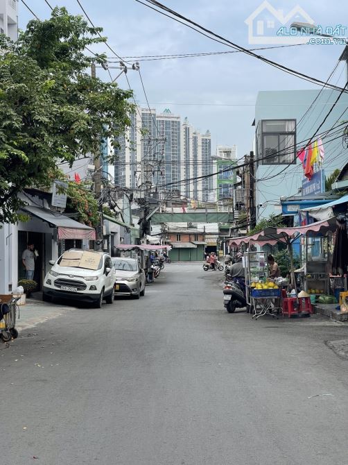 QUẬN 7 – GIÁ NHỈNH 5 TỶ – NHÀ NGANG HƠN 6M, HẺM OTO – FULL NỘI THẤT VỊ TRÍ VÀNG - 3