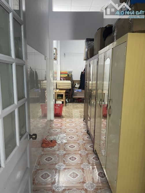 Q9, Ngay Man Thiện, mặt tiền đường số - 68m2(4*17) nhà C4 khu Cảnh Vệ - giá rẻ chỉ 6 tỷ - 3
